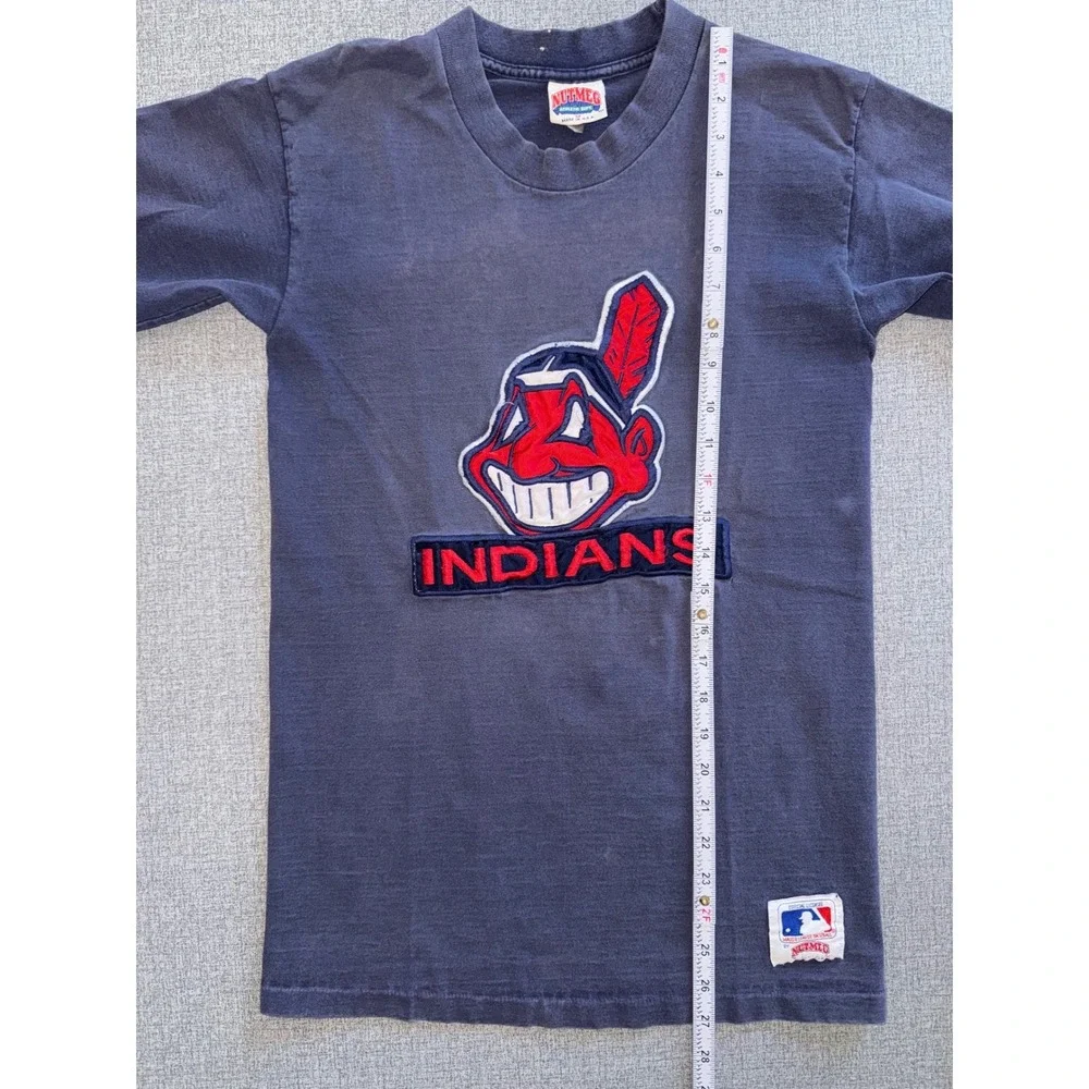 Vintage 90s Nutmeg Cleveland Indians‎ T Shirt Chief Wahoo Embroidered Navy M USA